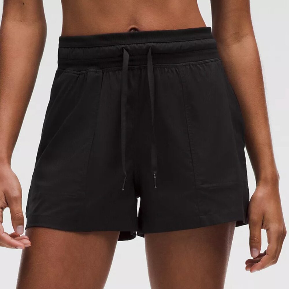 Lululemon Black Dance Studio High-Rise Short 3.5" Size 6